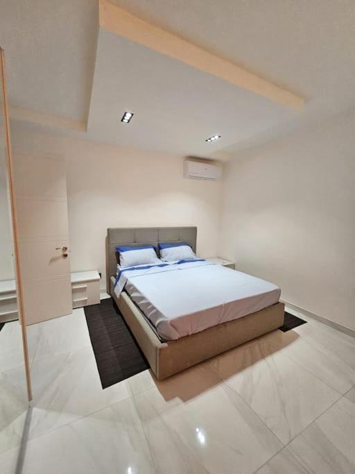Luxury Sea View *